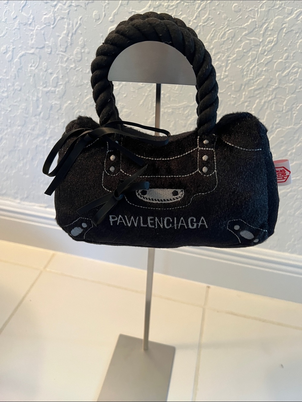 PAWLENCIAGA NWT Black Plush HANDBAG Dog Toy with Rope Handle for large dogs.